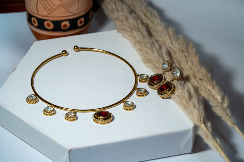 Zariya Regal Drop Choker