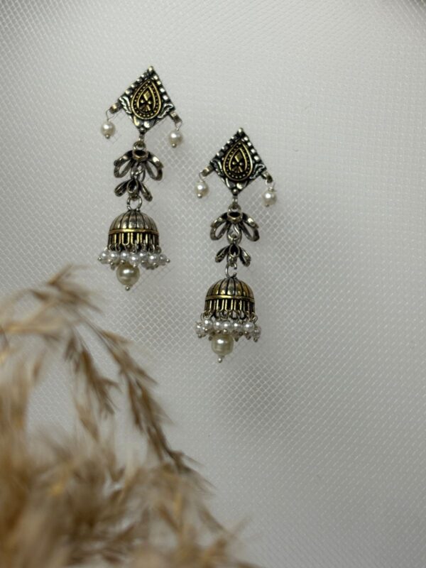 Paisley Pearl Jhumkas
