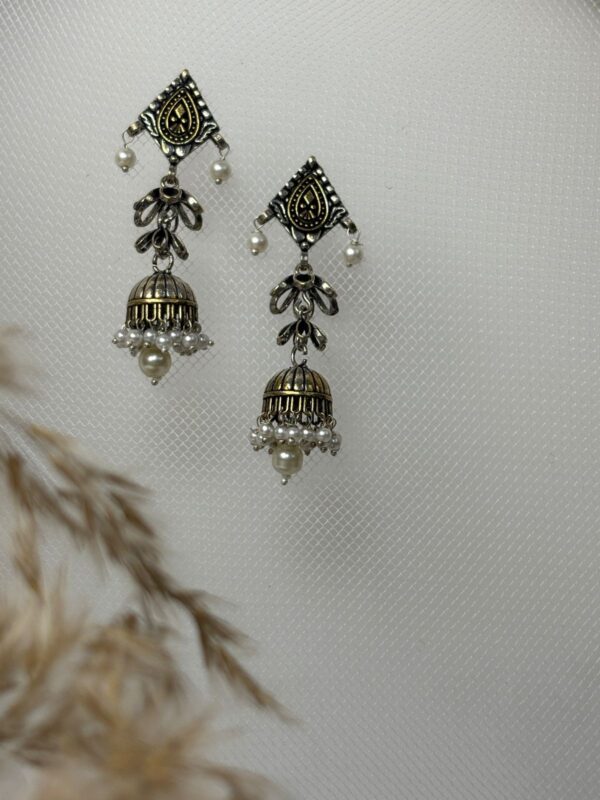Paisley Pearl Jhumkas