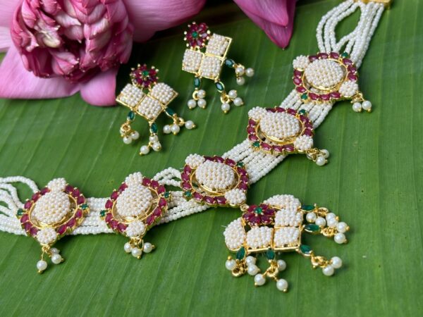 Ratnakshi Raani Set