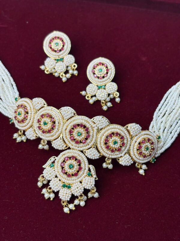 Rajsheela Moti Chakar Haar