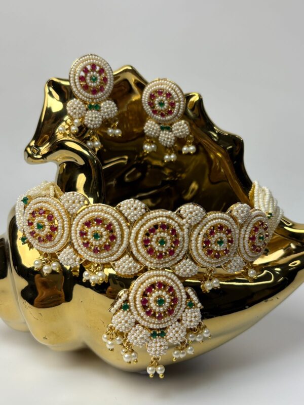 Rajsheela Moti Chakar Haar