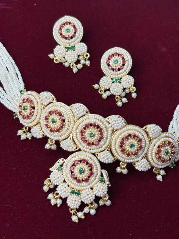 Rajsheela Moti Chakar Haar