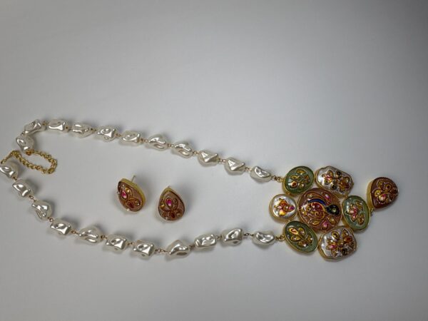 Rangrez Meena Pearl Set