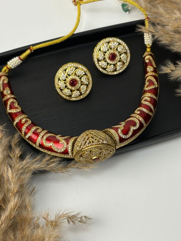 Gulnaar Royale Choker