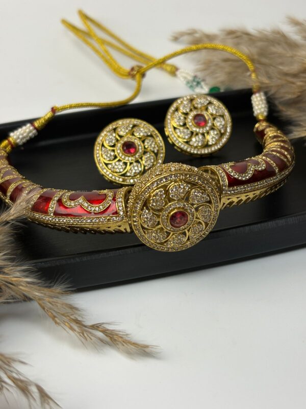 Gulnaar Royale Choker