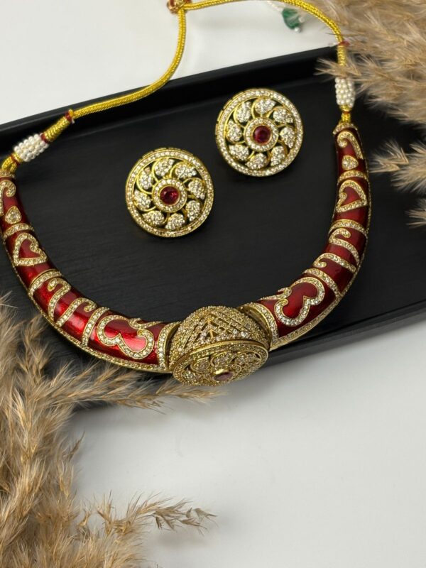 Gulnaar Royale Choker