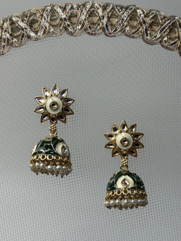 Regal Meena Bloom Set
