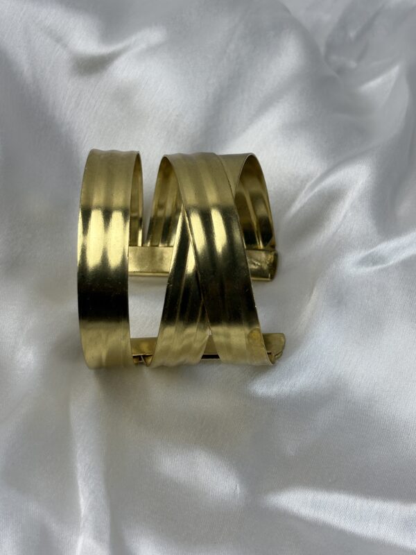 Naaira Bar Cuff